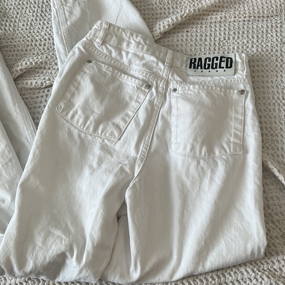 RAGGED PRIEST MOM STYLE JEANS WHITE DENIM